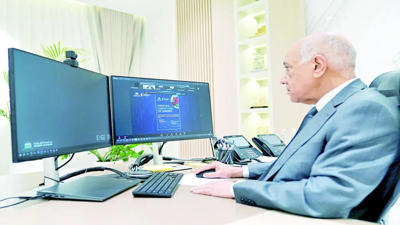 جامعة الشارقة تطلق فعاليات أسبوع كلية الحوسبة والمعلوماتية المخصص لطلبتها الأعزاء